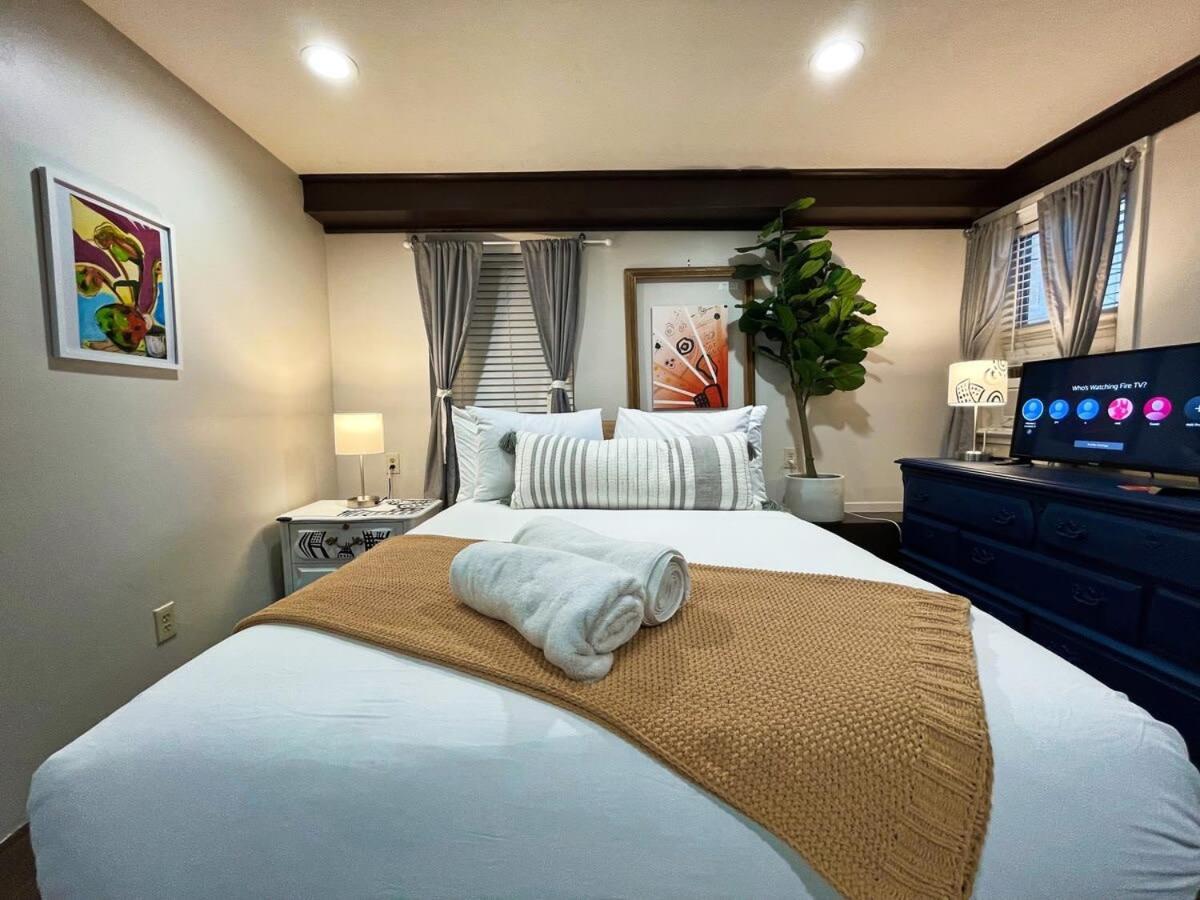 Artist'S Apartment In The Heart Of The City Sacramento Exterior foto